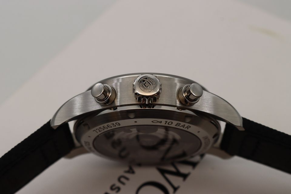 IWC Pilot's Chrono IW388105 Image 6